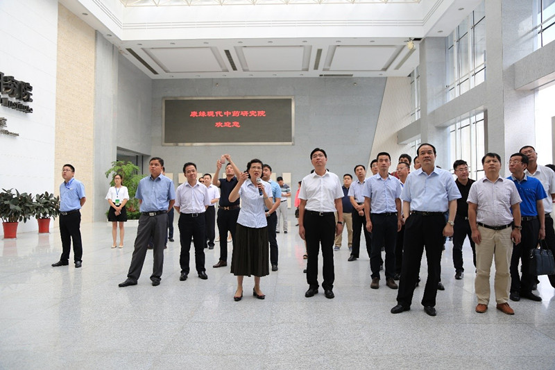 第七屆淮海經濟區核心區城市市長會議與會領導蒞臨Agin games藥業考察